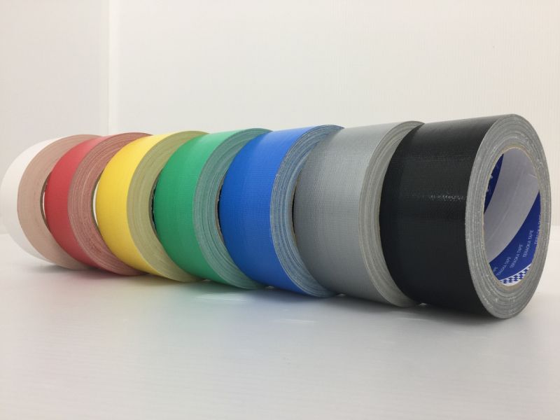 古藤工業 Monf No.890 カラー布粘着テープ ピーチ 厚0.22mm×幅50mm×長さ25m 30巻入り - 2